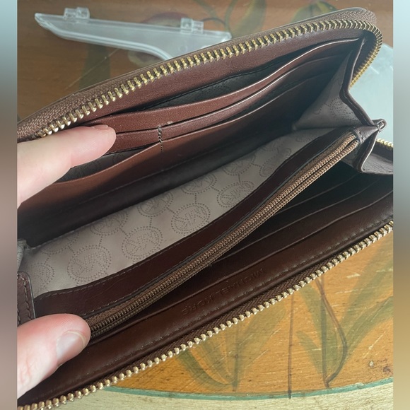 Michael Kors Fabric Signature Long Wallet; in khaki brown with gold accents - Picture 8 of 15